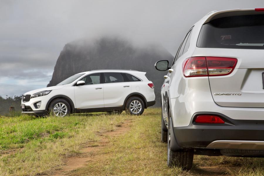 Kia Sorento 2015 года  (AU) (фото 23 из 24)